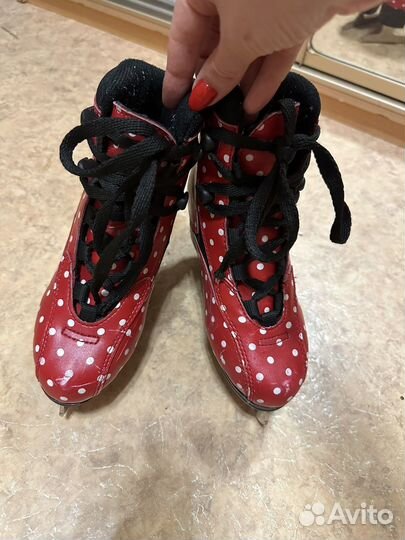 Коньки для девочки 33 размера