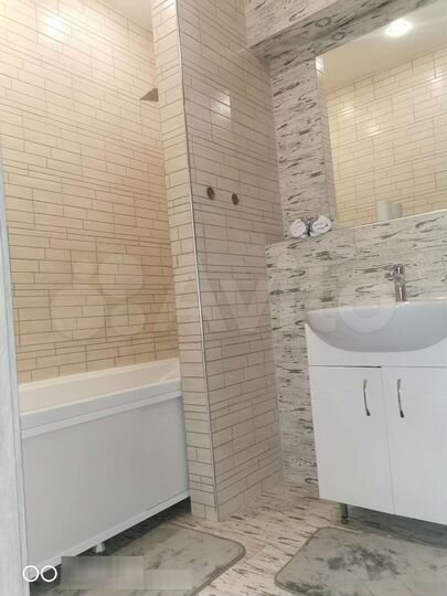 2-к. квартира, 57 м², 5/19 эт.