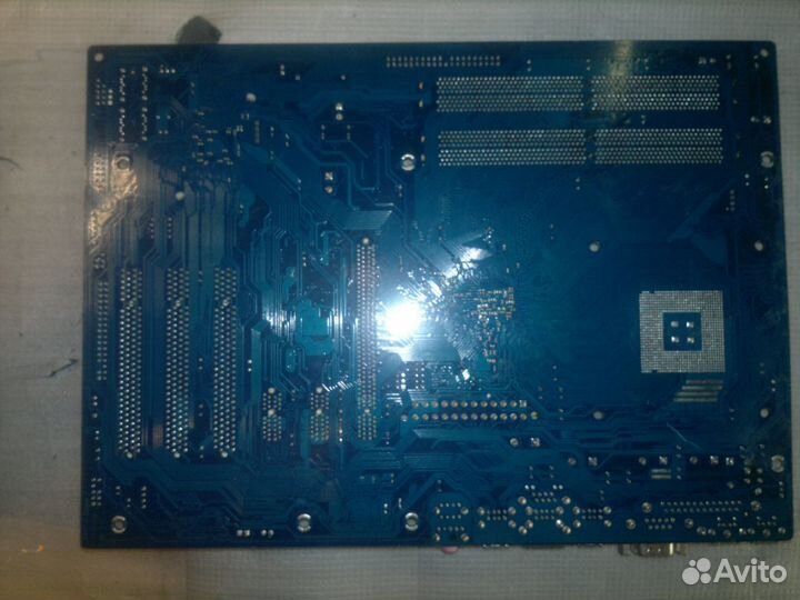 ASRock 4core1333-glan (s. 775 )