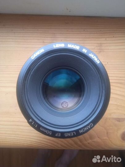 Объектив портретный Canon EF 50mm f/1.4 USM