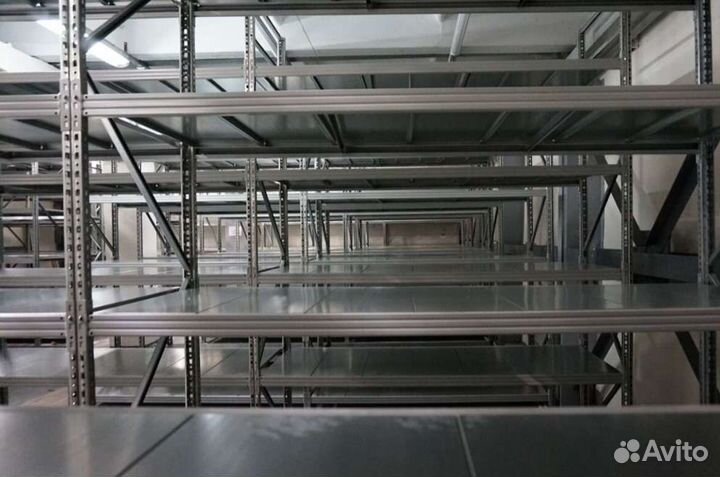 Демонтаж и вывоз стеллажей