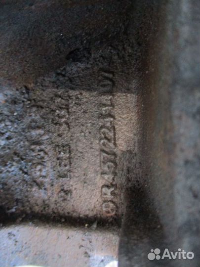 Кронштейн двигателя правый Mercedes-Benz A45722414