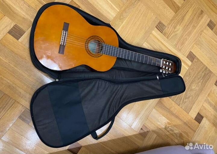 Гитара Yamaha C40