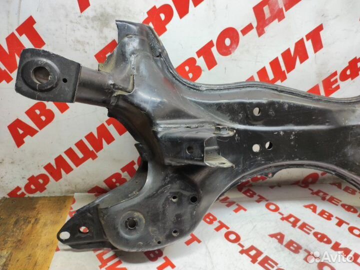 Подрамник передний Toyota Rav4 20 1AZ-FE 2000