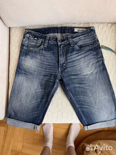 Джинсовые шорты
