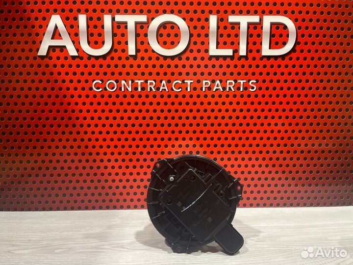 Мотор печки Land Rover Range Rover Vogue L405 2016