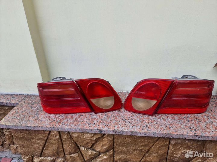 Задние фонари на mercedes w210