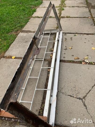 Дверь решетка металлическая