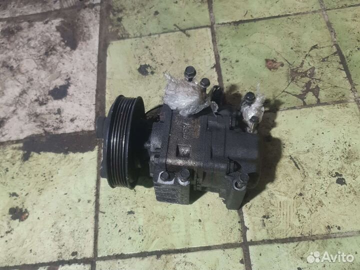 Компрессор кондиционера Mazda 6 gg