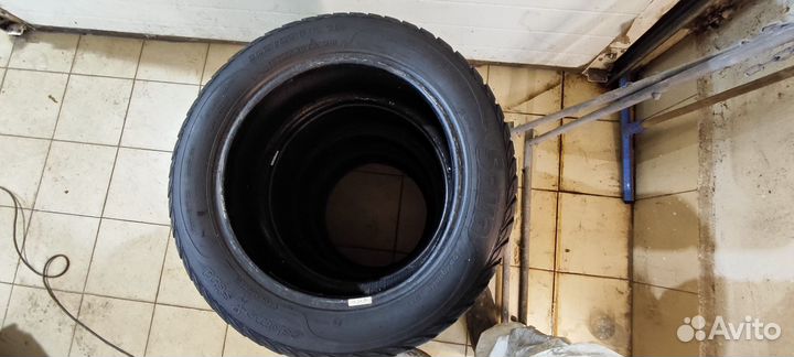 Sava Eskimo Stud 205/55 R16 27S
