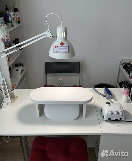 Маникюр с покрытием гель-лаком