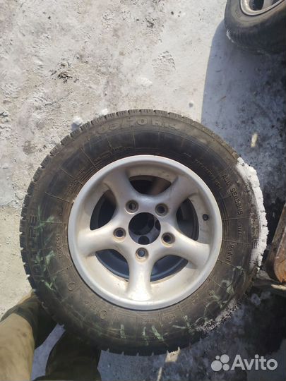 Колёса нива, волга