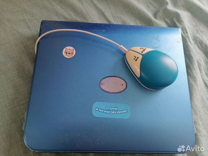 Компьютер детский обучает английскому языку