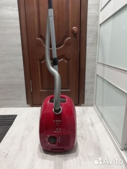 Пылесос Bosch gl 30, 2500w