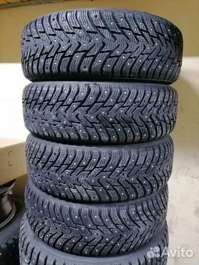 Nokian Tyres Hakkapeliitta 8 185/65 R15