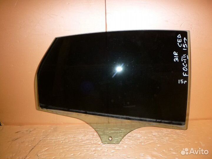 Стекло двери задней правой ford focus III 2011