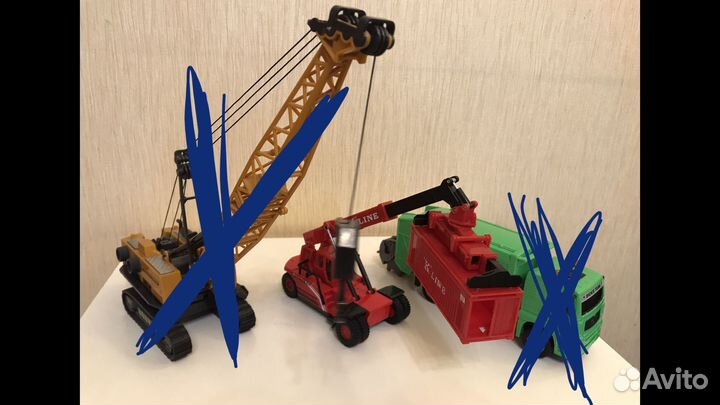 Строительная техника, кран, самосвал