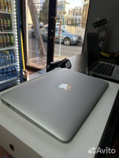 Macbook air 11