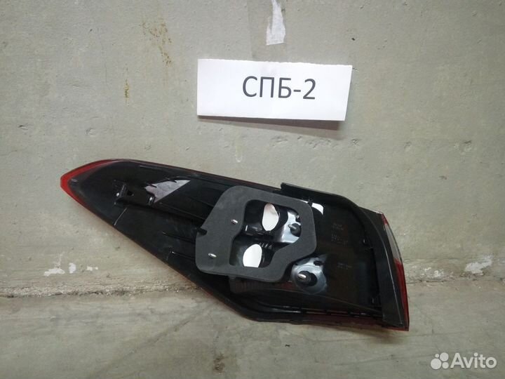 Фонарь правый Kia Cerato