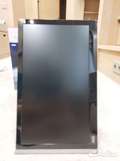 USB-C монитор AOC