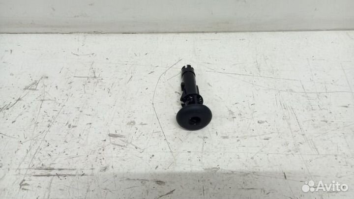 Направляющая подголовника переднего передняя Bmw