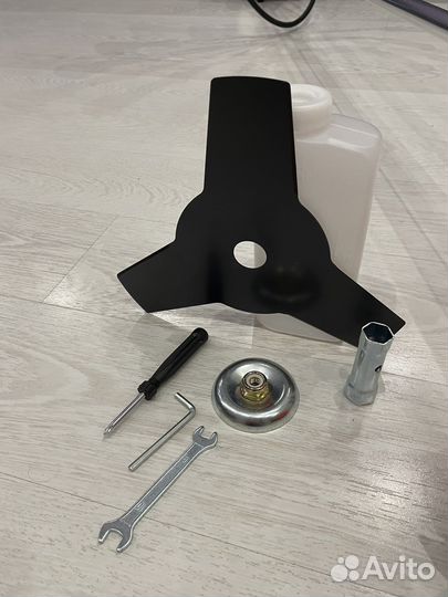 Новый Тример бензиновый Вожак бт-2500