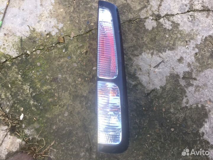 Задние фонари nissan cube