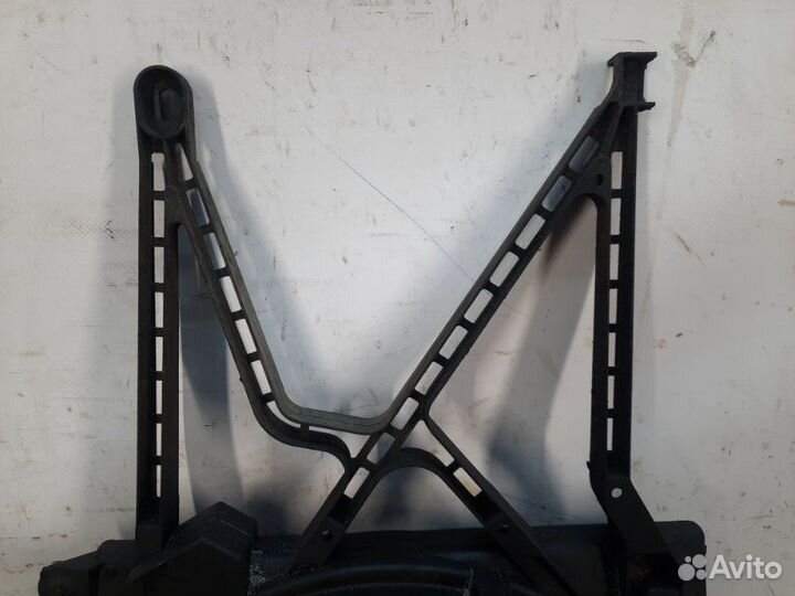 Вентилятор радиатора Opel Astra универсал 1.7