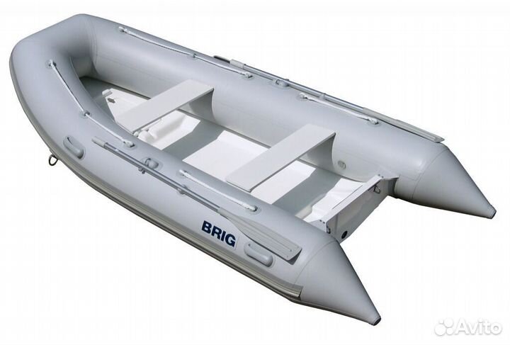 Лодка с мотором