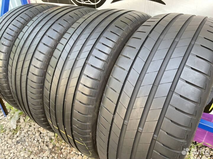 Bridgestone Turanza T005 205/45 R17