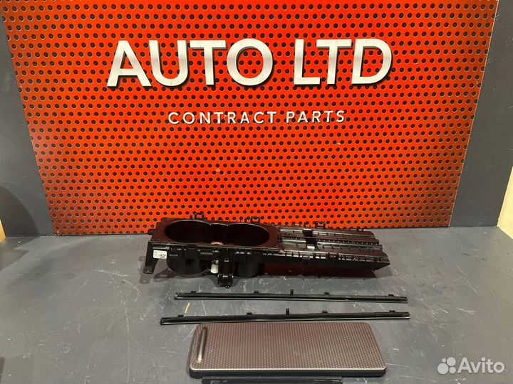 Подстаканник Land Rover Range Rover Sport 2 L494