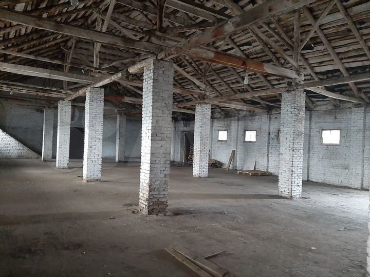 Склад, 215.8 м²