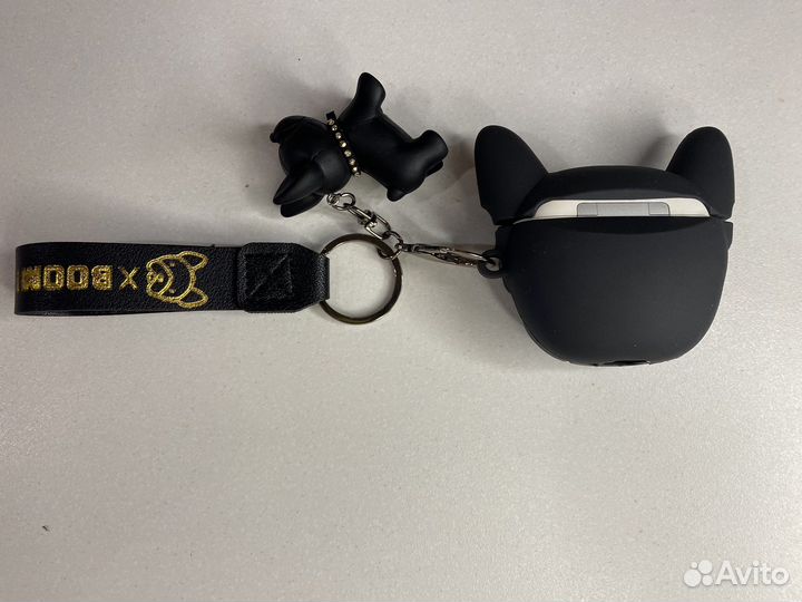 Силиконовый чехол Airapods Бульдог