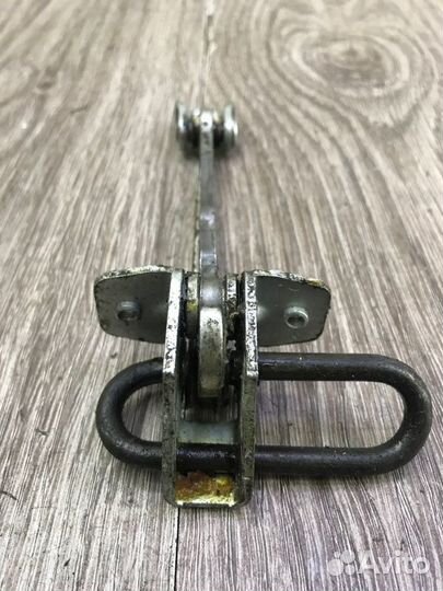 Ограничитель двери передний правый Opel Meriva A