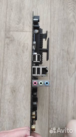 Материнская плата с процессором