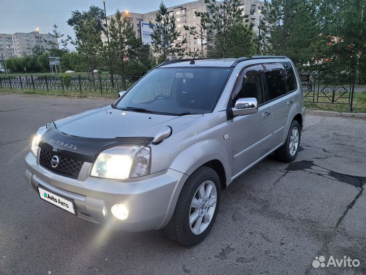 Nissan X-Trail 2.0 AT, 2004, 230 000 км