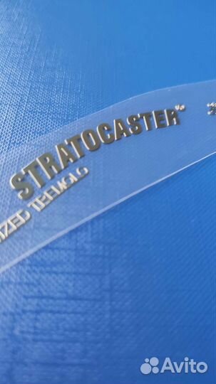 Fender Stratocaster металлическая