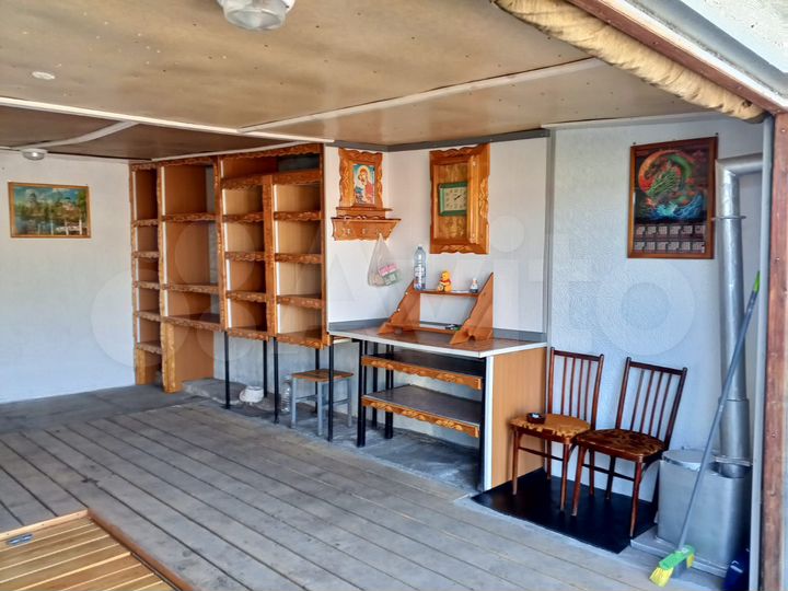 Гараж, > 30 м²