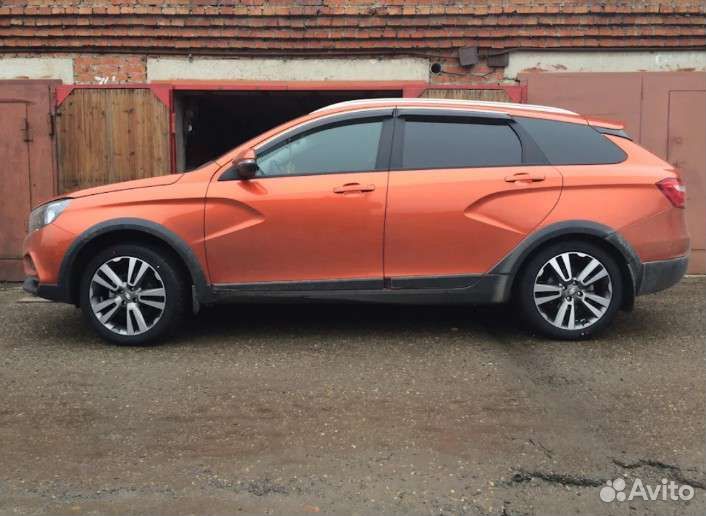 Ветровики LADA vesta св cross (б/у)