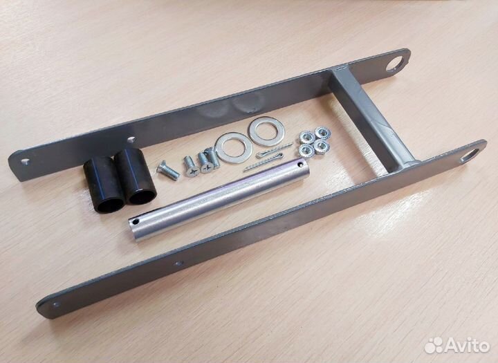 Кронштейн ролика на ложемент мзса 81771С, 1Д, 1Е