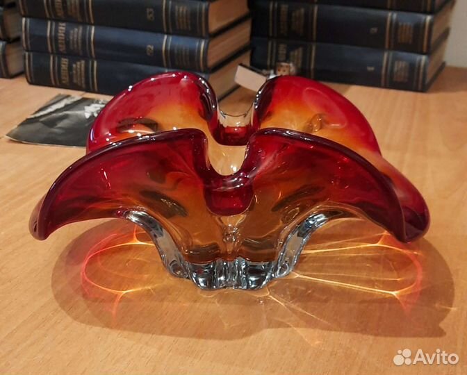 Ваза конфетница, стекло, гутная техника