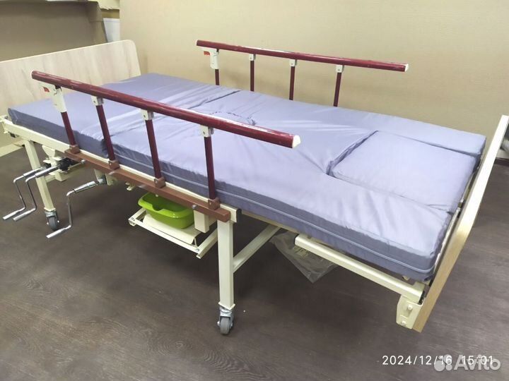 Кровать механическая медицинская
