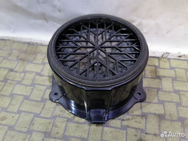 Динамик задней двери Audi A6 C6