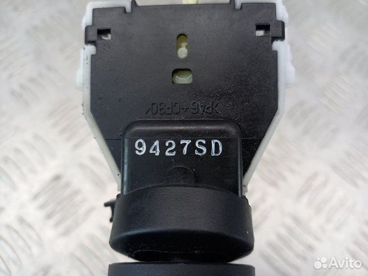 Переключатель поворотов подрулевой Nissan Qashqai