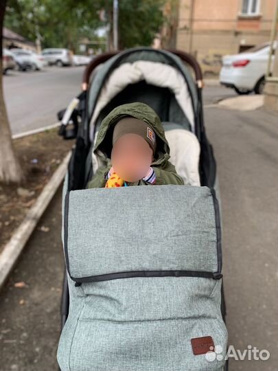 Прогулочная коляска luxmom