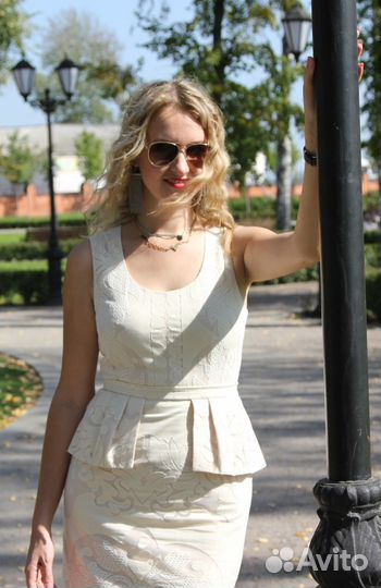 Шикрнейшее дизайнерское платье от bcbgmaxazria