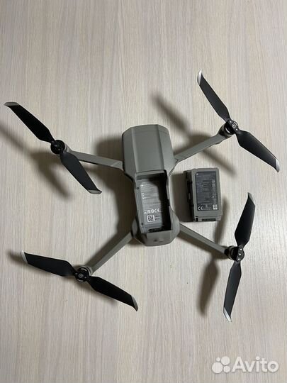 Квадрокоптер dji