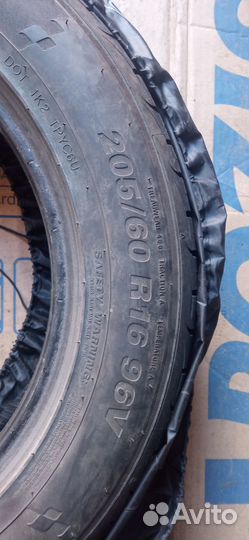 Kumho Ecsta PS31 205/60 R16 96V