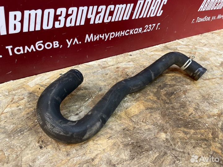 Верхний патрубок радиатора Renault Logan