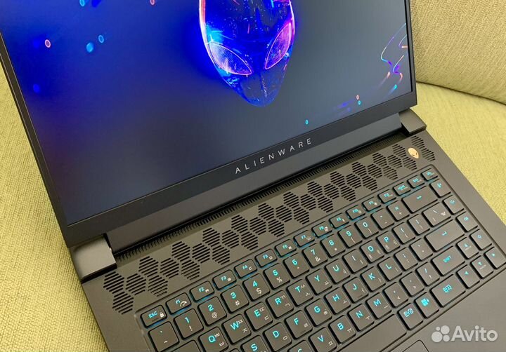 Alienware m15 R7 i7 12700H RTX 3060 16GB